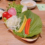 タレ焼肉と包み野菜の専門店 焼肉くるとん - 