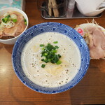 麺屋 わおん - 塩らーめん 1000円＋チャーシュー丼 500円