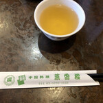 Saikourou - ジャスミン茶がポットで提供されます