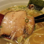 ぷかぷか - 味玉ラーメン（塩９）　チャーシュー