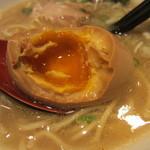 ぷかぷか - 味玉ラーメン（塩）　味玉