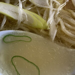 Mori Shouten - 黄金の中華そばのスープです