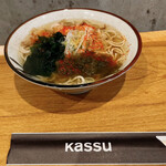 牛かすうどん りっちゃん 直営製麺所 - 牛かすそば ¥650