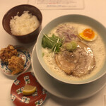 鶏白湯そば 江むら - 料理写真:鶏白湯そば  からあげ2個とライスセット
