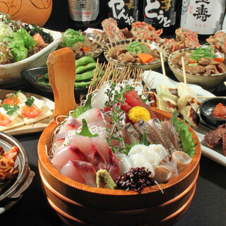宴席が華やぐ逸品揃い◆忘新年会に最適な2H飲み放題付コース