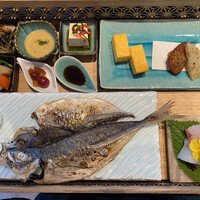 Indigo Home Kitchen Yamateras - ハイクオリティな和食御膳。