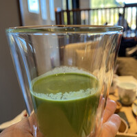 Indigo Home Kitchen Yamateras - ホウレンソウと何かのスムージー。