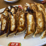 餃子の王将 - にんにくゼロ生姜餃子×2
よく焼きで注文しました