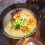 チャイナボイジャー - チキンと海老の白湯麺(1200円)