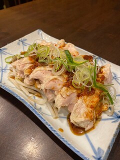 Shizuka - 蒸し鶏ピリ辛ソースかけ