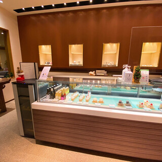 セレクションズ_2