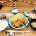 三田 山田屋 - カキフライ定食1400円