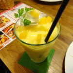 マグズカフェ - マンゴーピーチスムージー