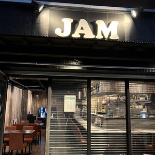 スポーツ観戦をしながら焼酎と地鶏をご堪能あれ☆