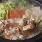 Mizutaki Kisetsuryouri Shinjukunagomi - 濃厚鶏白湯スープの水炊き