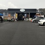 しーらすAQUA - 店内入口です。開店10分前で25日待ちでした。