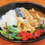 Kandeo Hoteruzu Nara Kashihara - 出汁カレーに鯖の塩焼きトッピング！