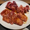 Yakiniku Guri Guriya Premium - 特選カルビ3種盛ランチお肉大盛220g￥1,639　肉接写