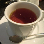 カーロ・エ・カーラ - 食後のホットティー