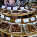 カーロ・エ・カーラ - さすが和歌山県！朝食の梅干の種類が半端ないです