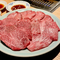 TANAKA YAKINIKU RESTAURANTE - 