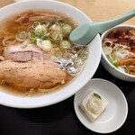 青竹手打ちラーメン  麺屋 貴 - 