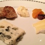 シェ・イノ - 2013年6月。