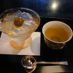 大極殿本舗 - 琥珀流しのアップ