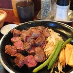 ステーキ食堂 肉の番人 - おすすめ250グラム レアで！