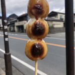 三福茶屋 - 三福だんご（白）のしょうゆだれ：４００円