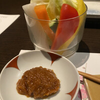 やきとり 風月 名古屋本店 - 生野菜の盛合せ