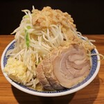 びんびん豚 - ・「ラーメン 野菜ちょい、ニンニク、アブラ(¥900)」