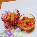 すし処尾崎 - 赤ウニと白ウニの食べ比べ