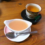 カナ - バンシルーのゼリー。ご自宅の庭で育つ「グァバ」の実を使った、亜熱帯デザート