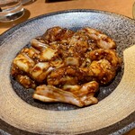 ホルモン焼肉 富や - 牛ホル　赤　