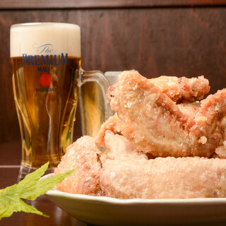 These are real chicken dish! We will tell you about chicken wings from the center of Sakae!