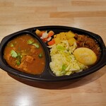 Rico curry - ダブルかけ：山椒ポーク＋牛すじのお母さんカレー