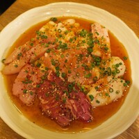 炭火焼肉ホルモン うしごろ 中目黒店 - 