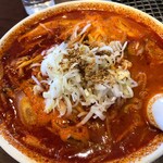 焼肉・冷麺 三千里 - カルビスープラーメン。胡麻とネギがいい！