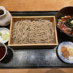 Teuchi Soba Dokoro Taniya - まぐろ漬け丼セット　十割に変更　蕎麦大盛