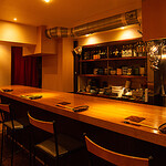 お酒と創作和食を楽しむお店 酒彩 たなか - カウンター席