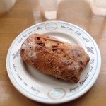 シニフィアン シニフィエ 世田谷本店 - 朝パン フィグエフィグ
                                都会のパンは催事で購入しましたʕ•̫͡•ʔ❤