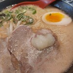 ひできよラーメン - ニンニクと胡椒は必須でしょ(笑)