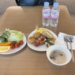 Asiana Business Class Lounge - 