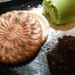 みえ田 - 私はいつもと同じ「焼き最中」・・香ばしい最中美味しいのですよ。 