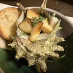 魚菜宿 大鯛 - サザエのガーリックバター