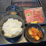 Aburiyakiniku Takumi - 