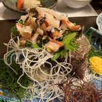 魚菜宿 大鯛 - サザエのお造り（コース外）
