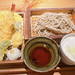 Sobamae Sakaba Hansamu - ■天ぷらせいろ蕎麦　¥1,100