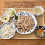Anchisuteki Tororo Mugimeshi Butamaru - あんちすてーき 肉増し 豚丸元味 Ｂ定食